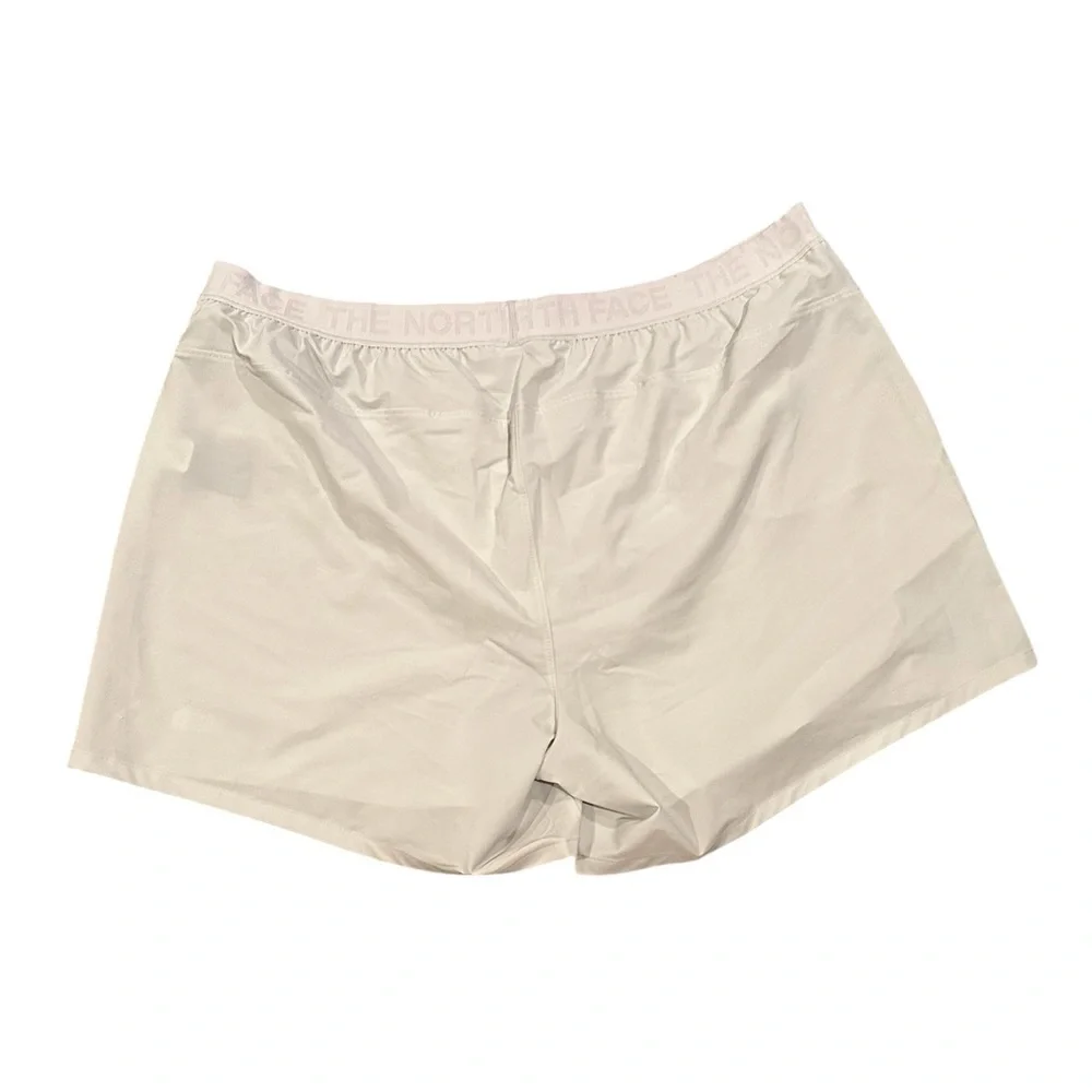 The North Face Women's Light Gray Athletic Wander Pullon Shorts xxl